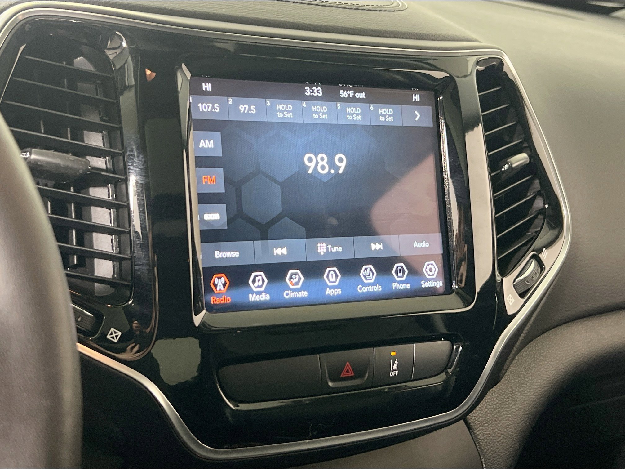 Used 2022 Jeep Cherokee Limited image 14