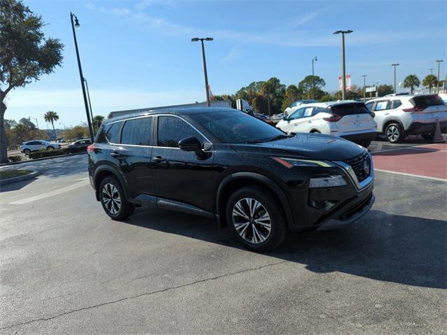 Certified 2022 Nissan Rogue SV image 2