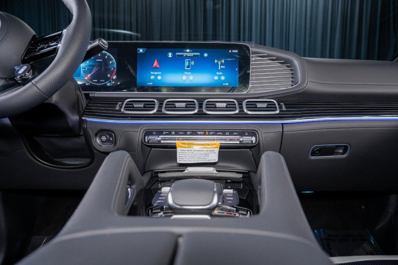 New 2026 Mercedes-Benz GLE 63 AMG S image 21