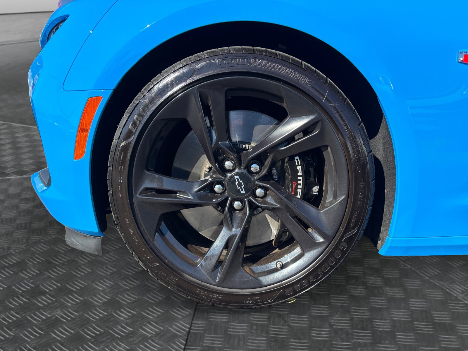 Used 2023 Chevrolet Camaro SS RWD image 9