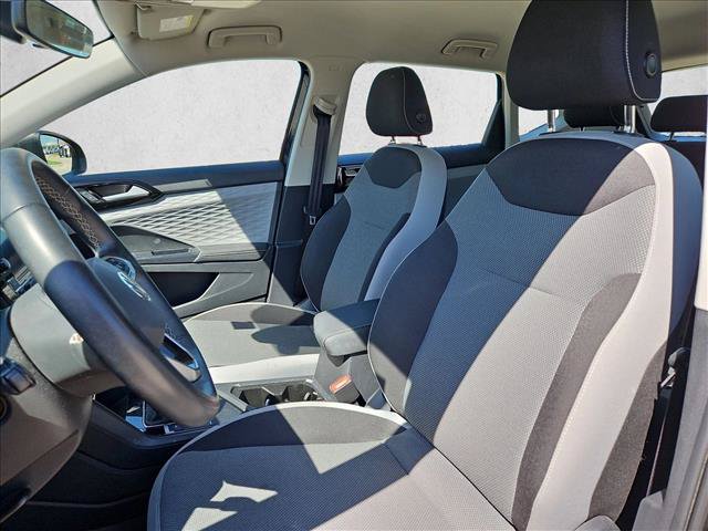 Used 2024 Volkswagen Taos S w/ MDO Package FWD image 14