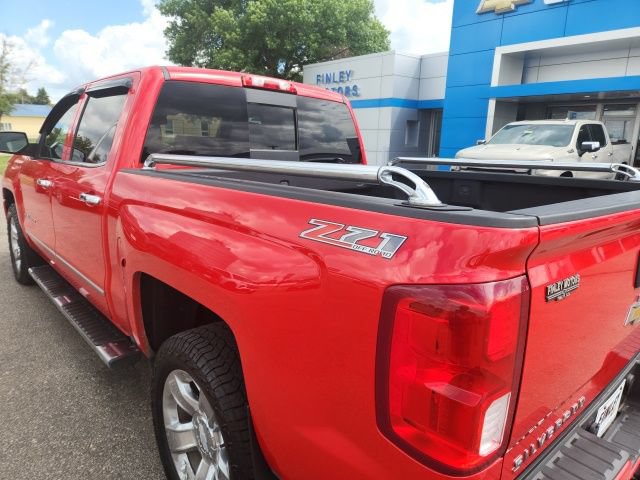 Used 2016 Chevrolet Silverado 1500 LTZ Z71 w/ LTZ Plus Package AWD/4WD image 4