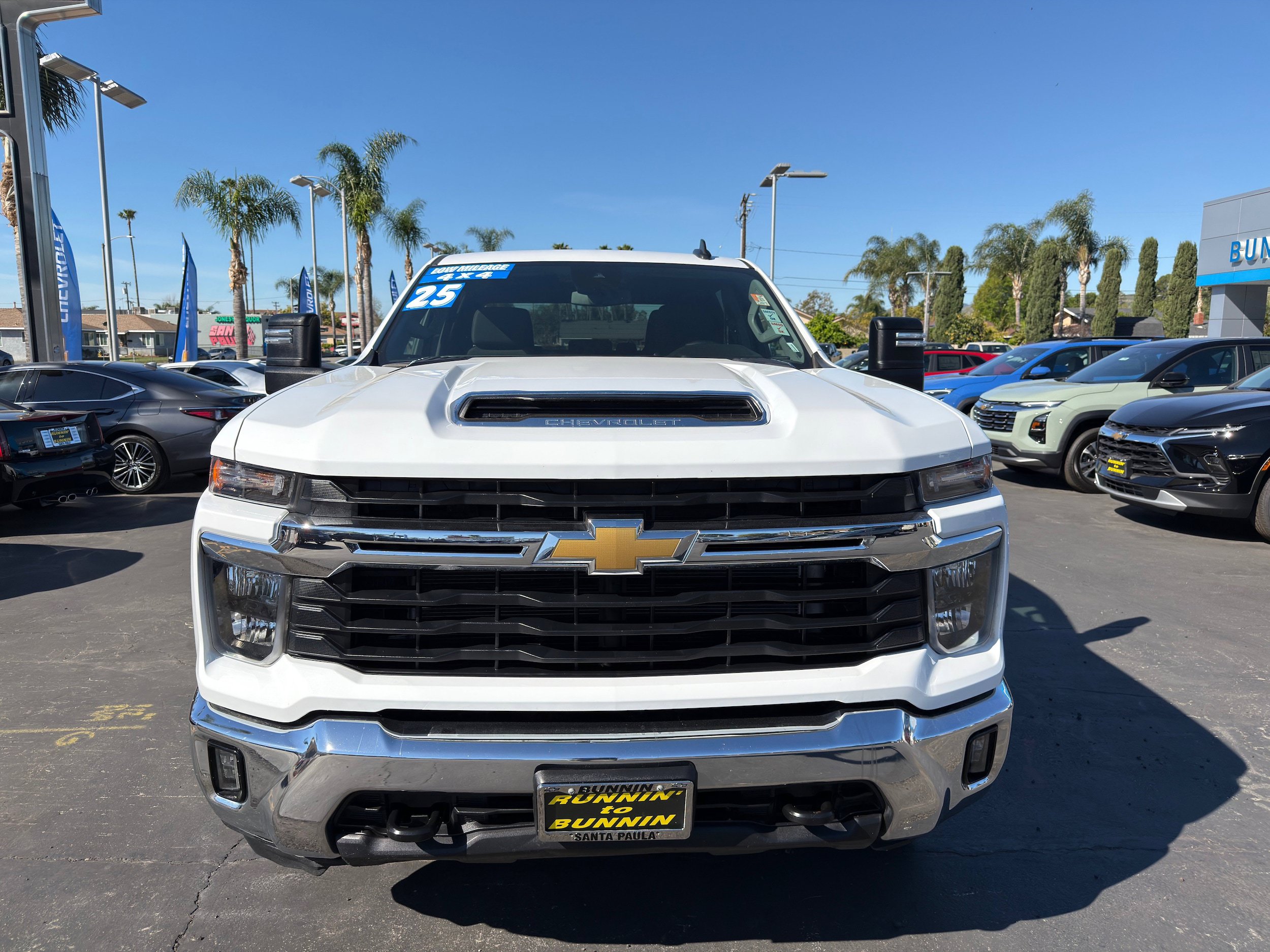 Used 2025 Chevrolet Silverado 2500 LT w/ Convenience Package AWD/4WD image 3
