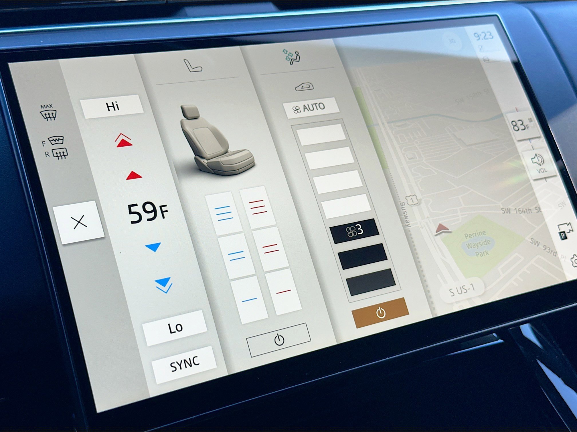 Used 2025 Land Rover Range Rover Sport Dynamic SE image 16