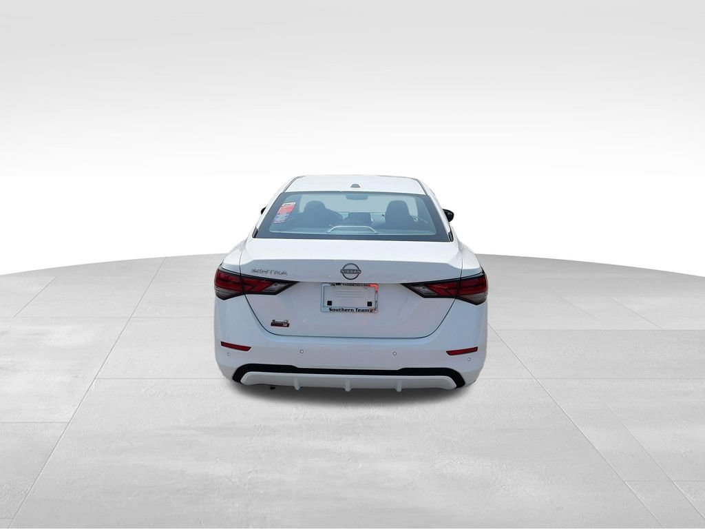 Used 2025 Nissan Sentra SV FWD image 5