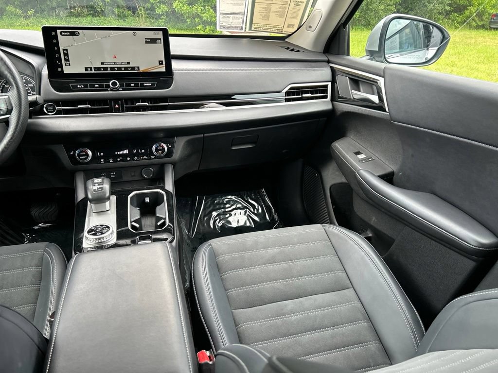 Used 2025 Mitsubishi Outlander SE AWD/4WD image 11