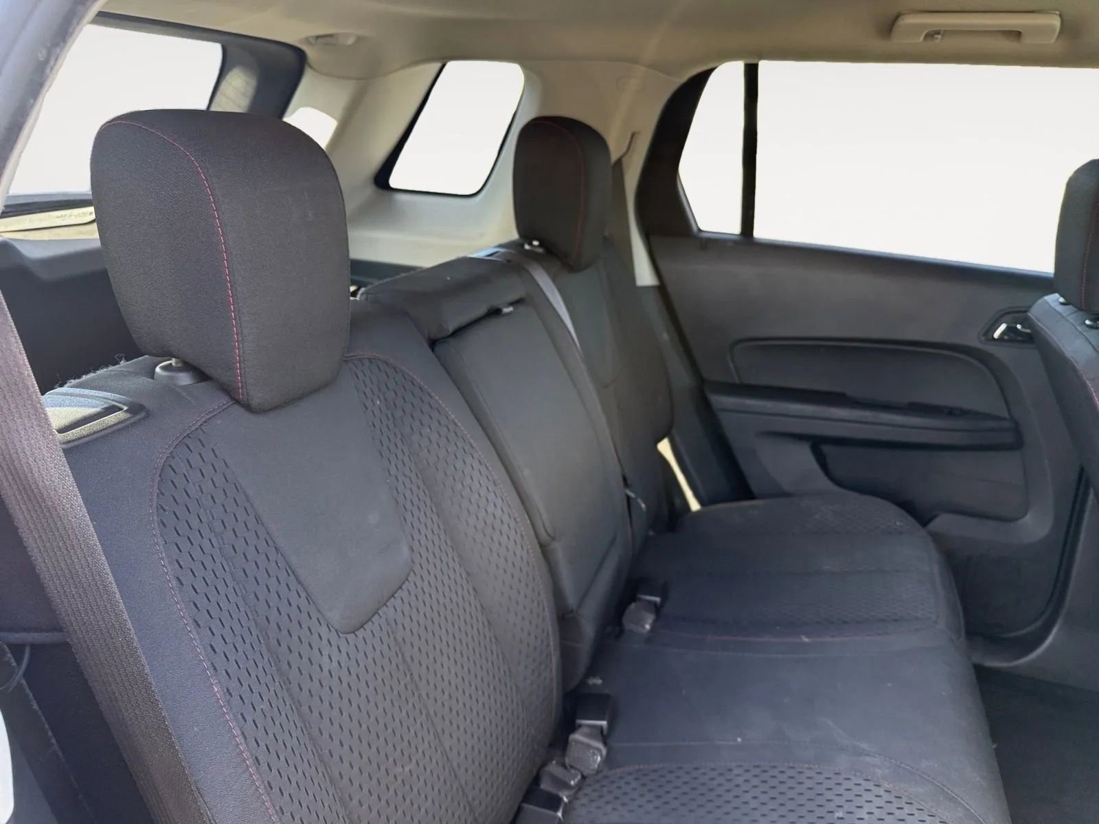 Used 2015 GMC Terrain SLE image 11