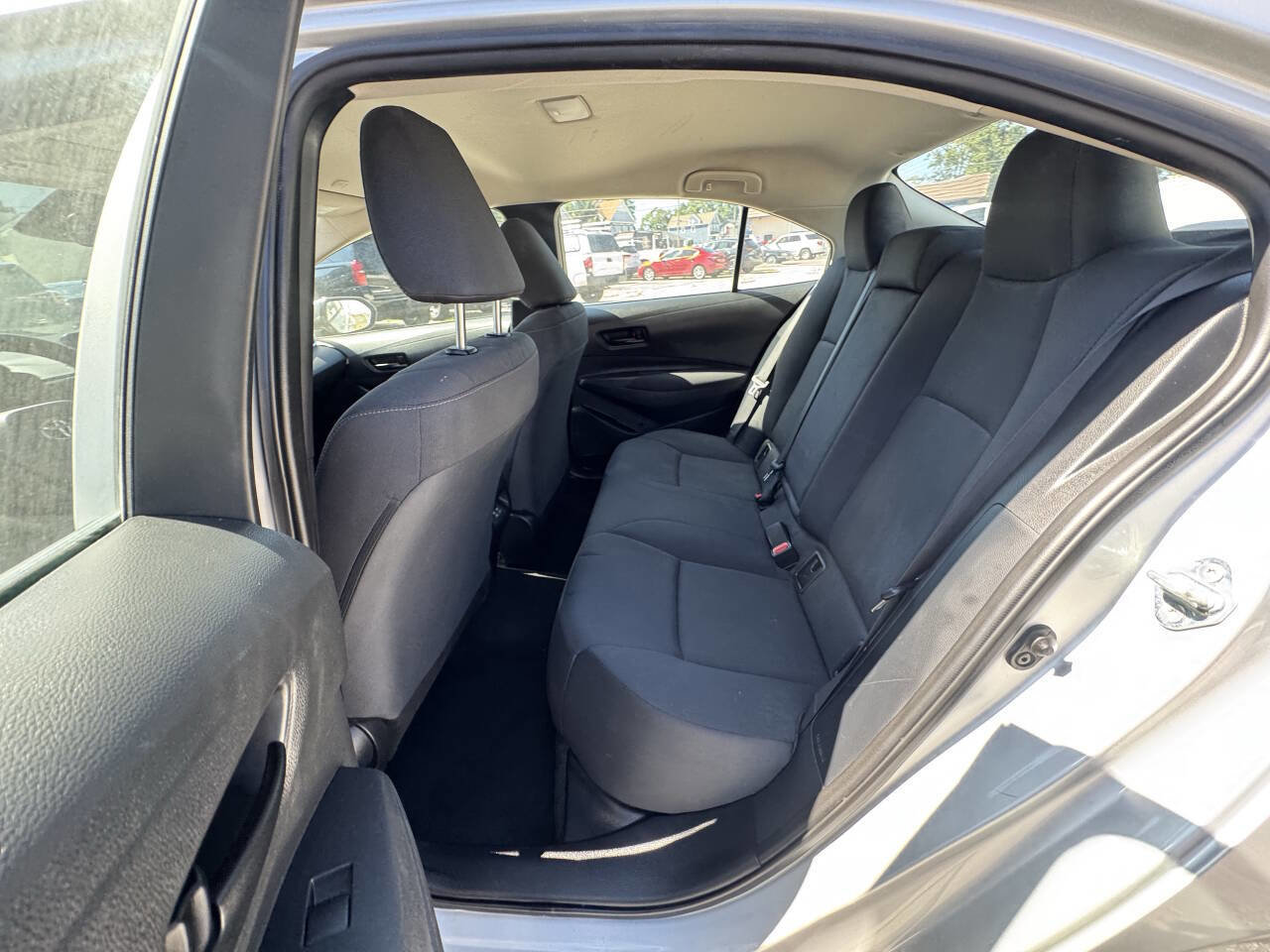 Used 2023 Toyota Corolla LE image 30