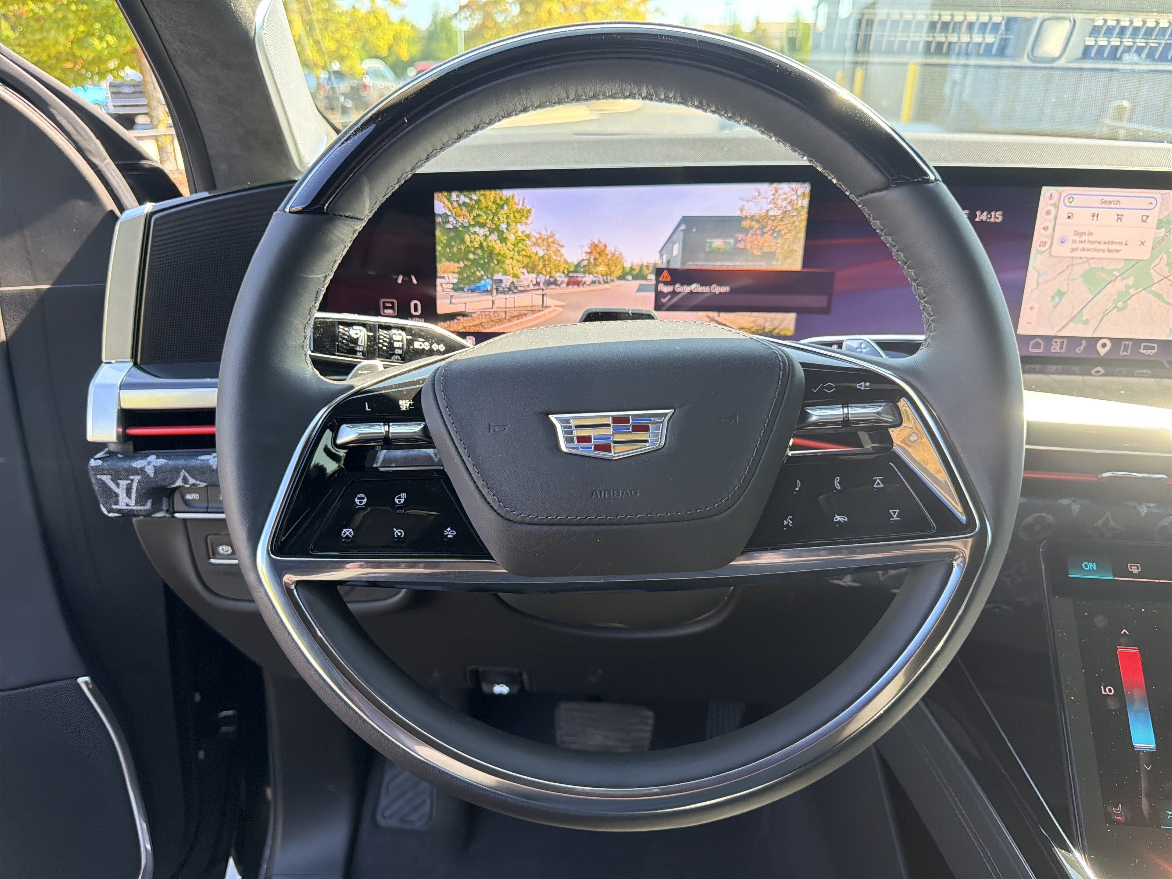 Used 2026 Cadillac Escalade Platinum Sport w/ LPO, ONYX Package AWD/4WD image 11