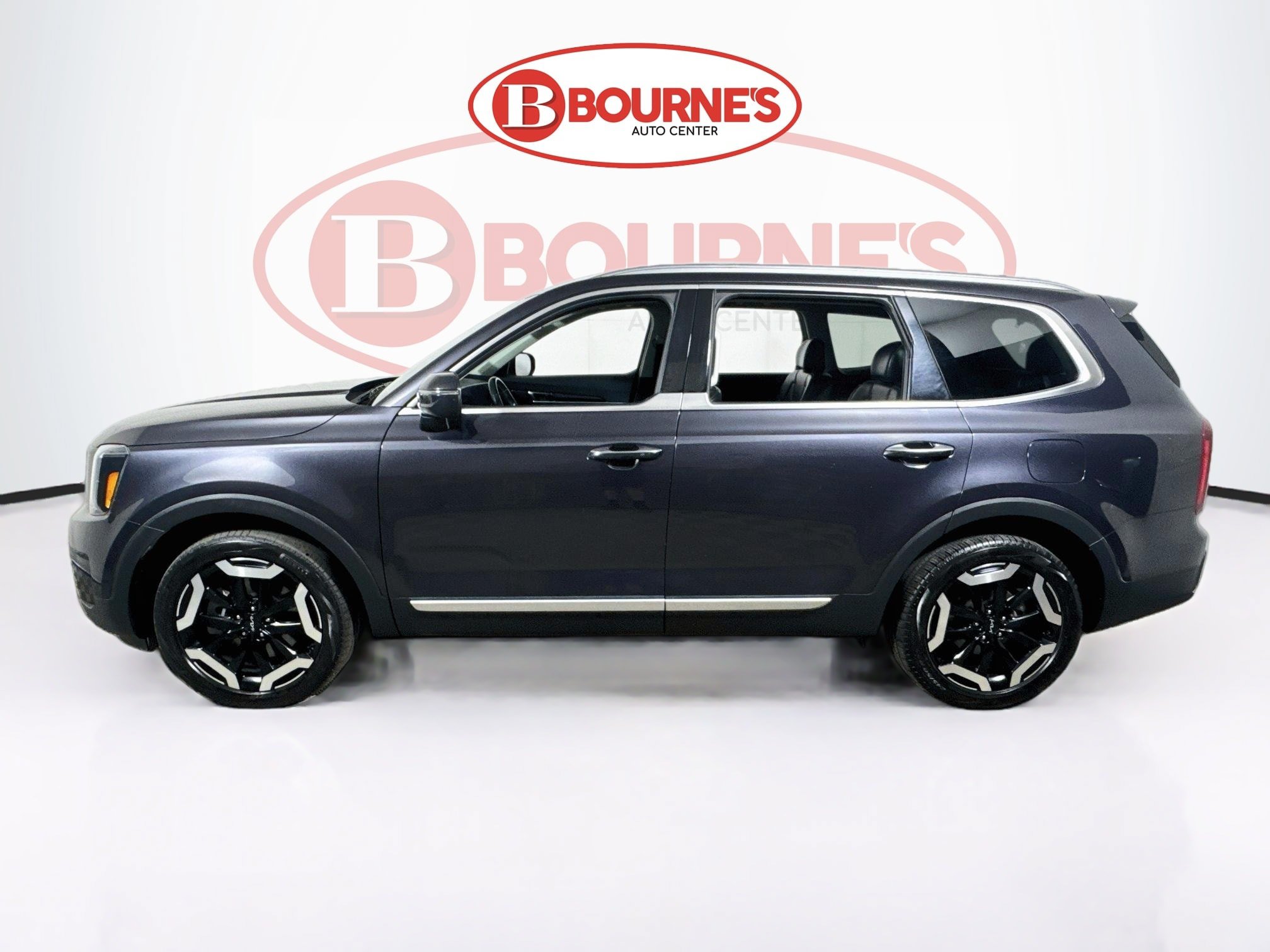 Used 2025 Kia Telluride S AWD/4WD image 8
