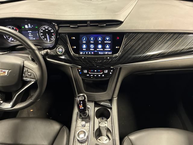 Certified 2025 Cadillac XT6 Premium Luxury AWD/4WD image 19