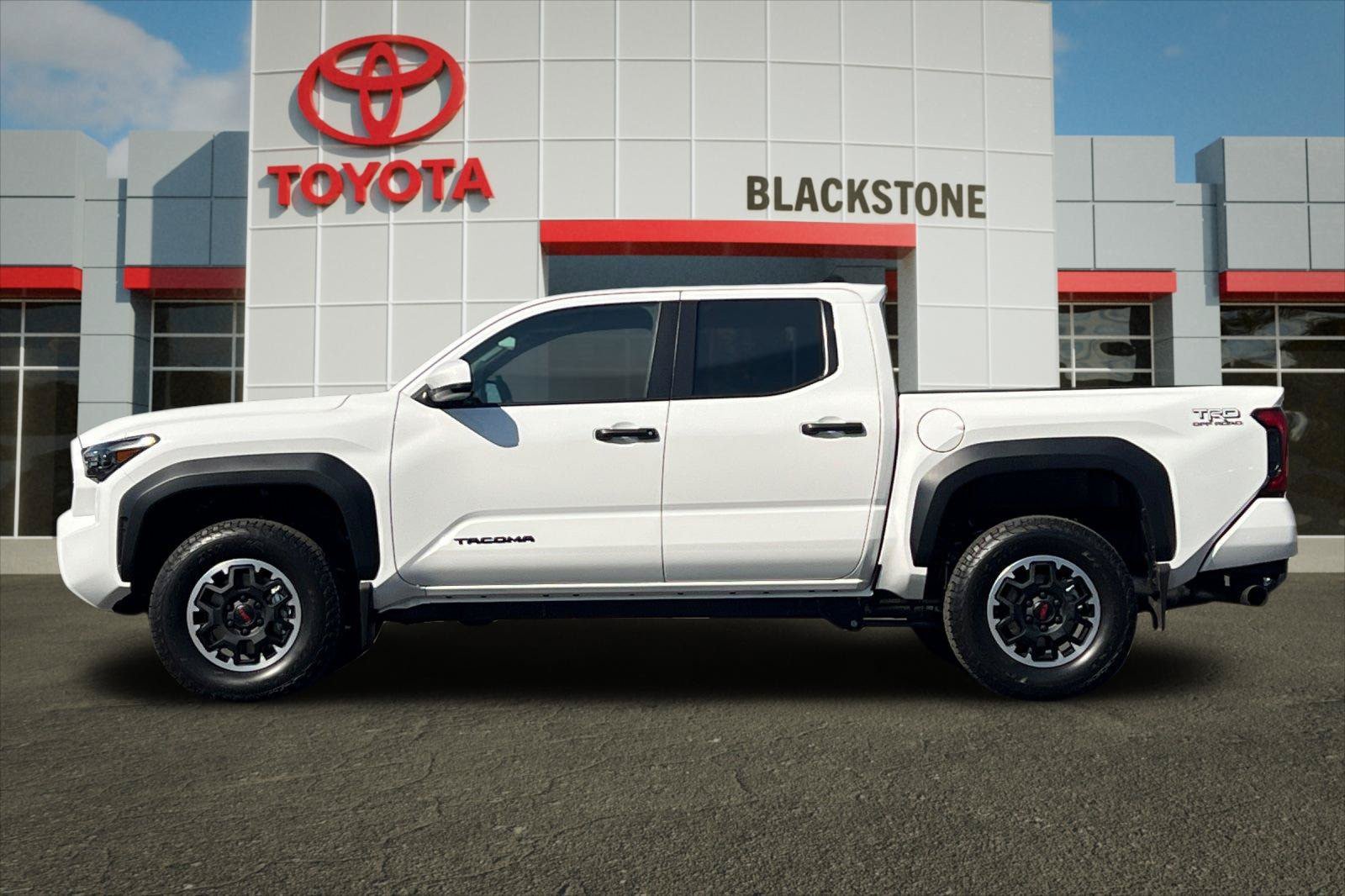 Certified 2026 Toyota Tacoma TRD Off-Road AWD/4WD image 6