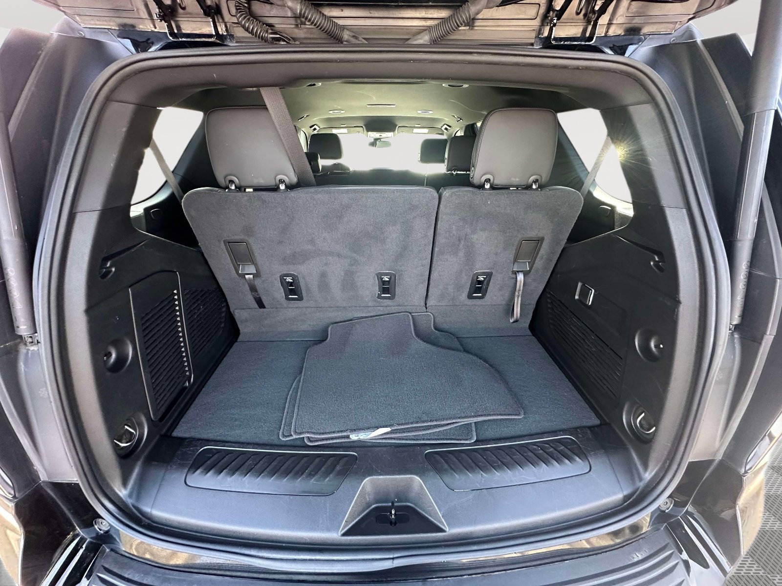 Certified 2024 Chevrolet Tahoe LT image 36