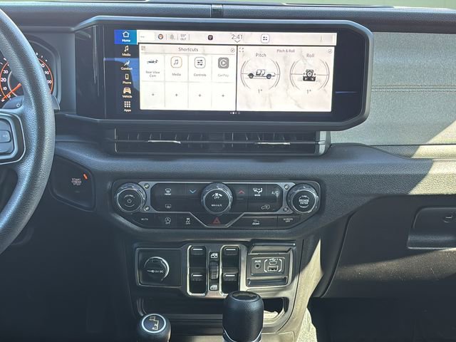 Certified 2024 Jeep Gladiator Sport AWD/4WD image 23