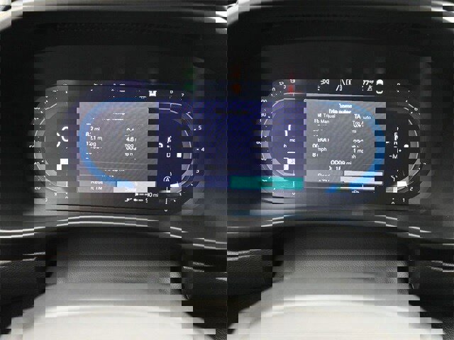 Certified 2024 Volvo XC40 B5 Plus w/ Protection Package Premier image 10