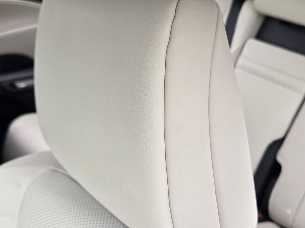 Used 2023 Lexus RX 350 Premium w/ Accessory Package (Z1) image 18