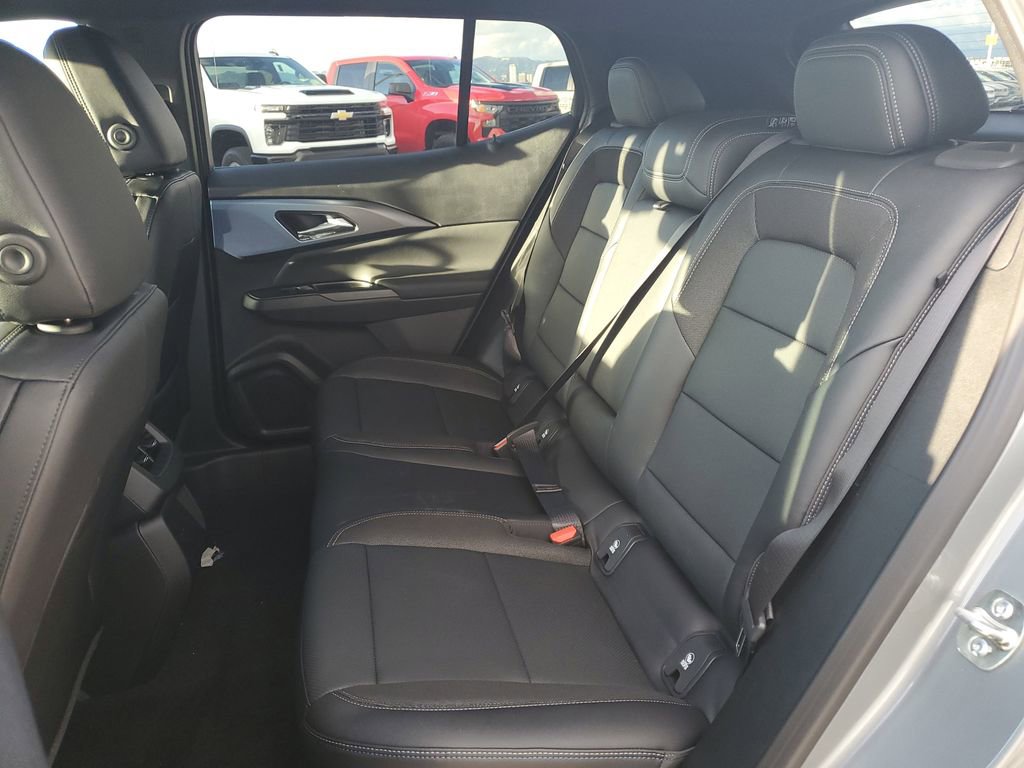 New 2026 Chevrolet Equinox EV LT image 13