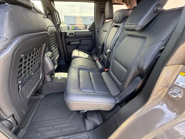 Used 2025 Ford Bronco Badlands AWD/4WD image 12