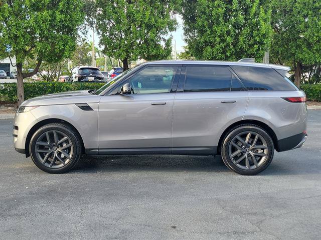Used 2025 Land Rover Range Rover Sport SE AWD/4WD image 17