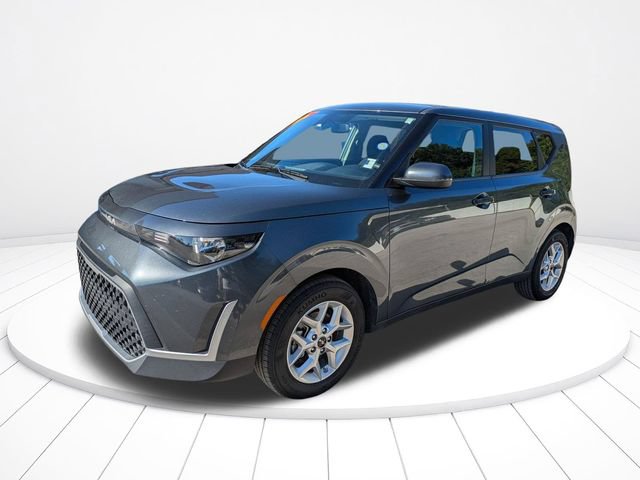 Used 2024 Kia Soul LX w/ Option Group 015 FWD image 8