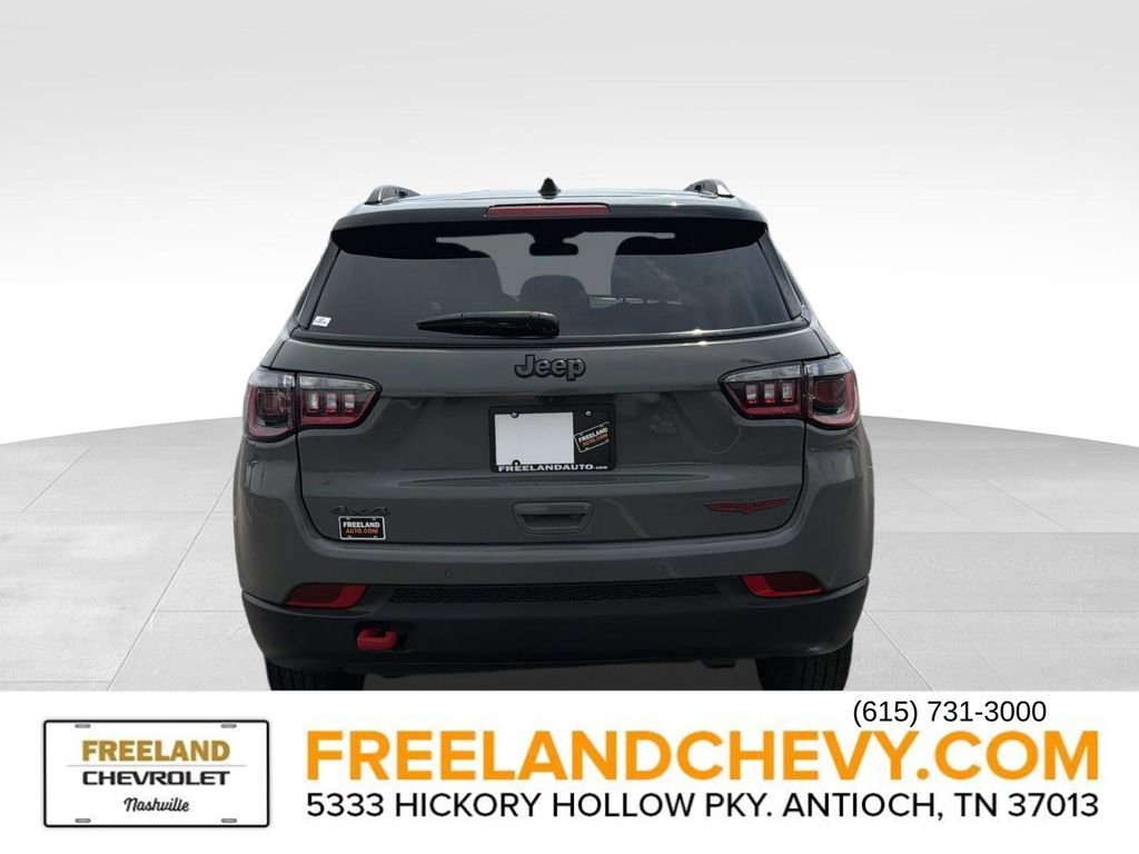 Used 2024 Jeep Compass Trailhawk AWD/4WD image 4