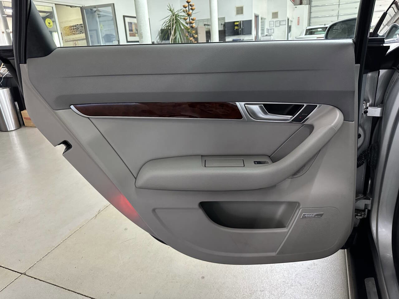 Used 2005 Audi A6 3.2 image 12