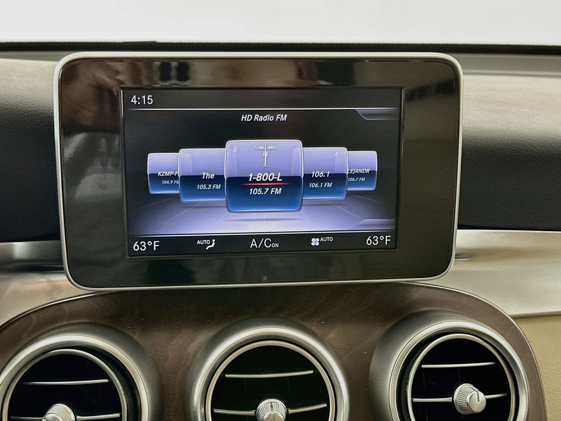 Used 2019 Mercedes-Benz GLC 300 image 15