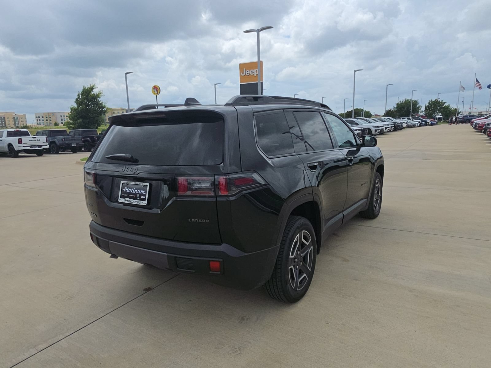 New 2026 Jeep Cherokee Laredo AWD/4WD image 5