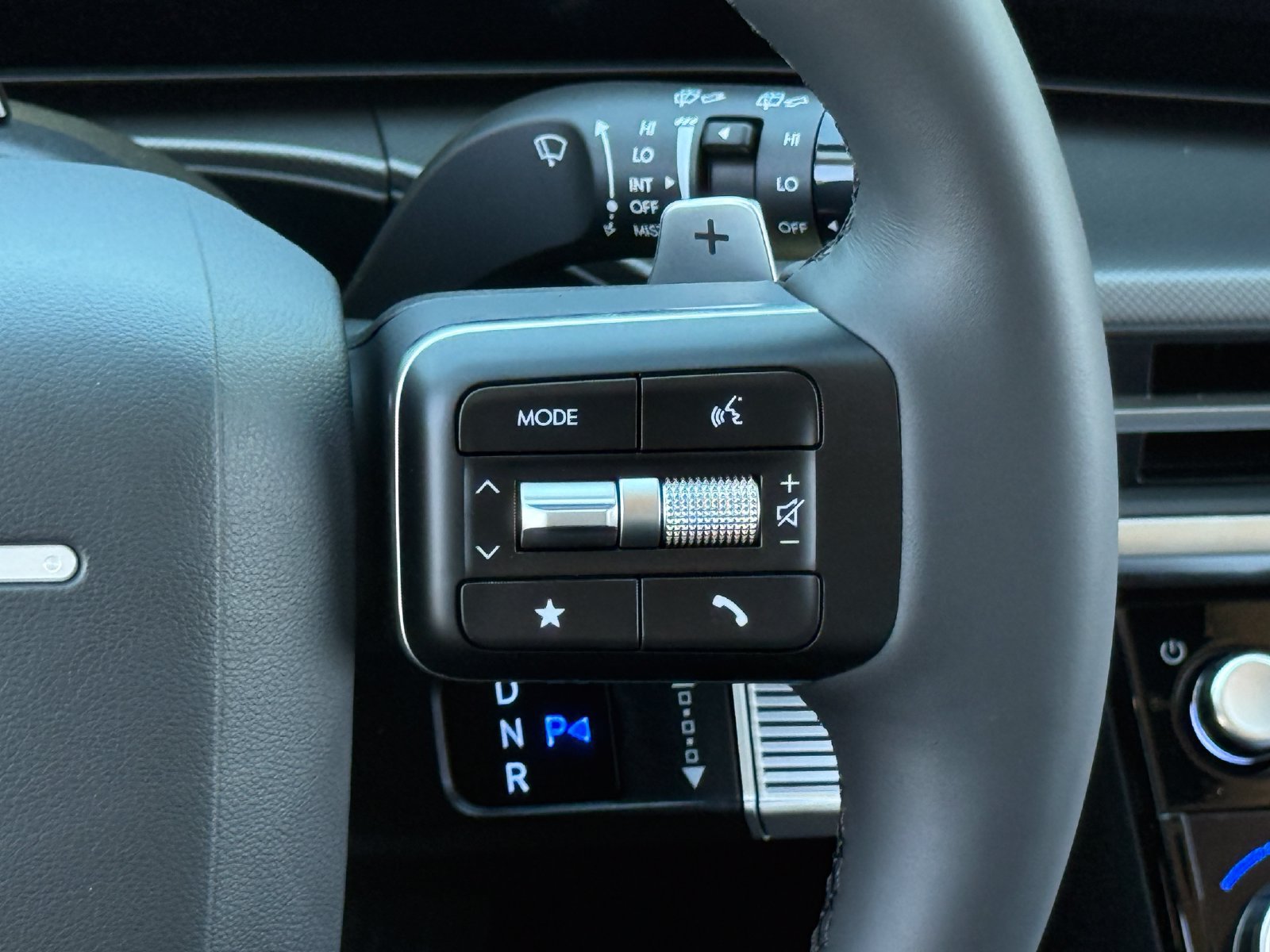 New 2027 Hyundai Santa Fe SEL FWD image 15