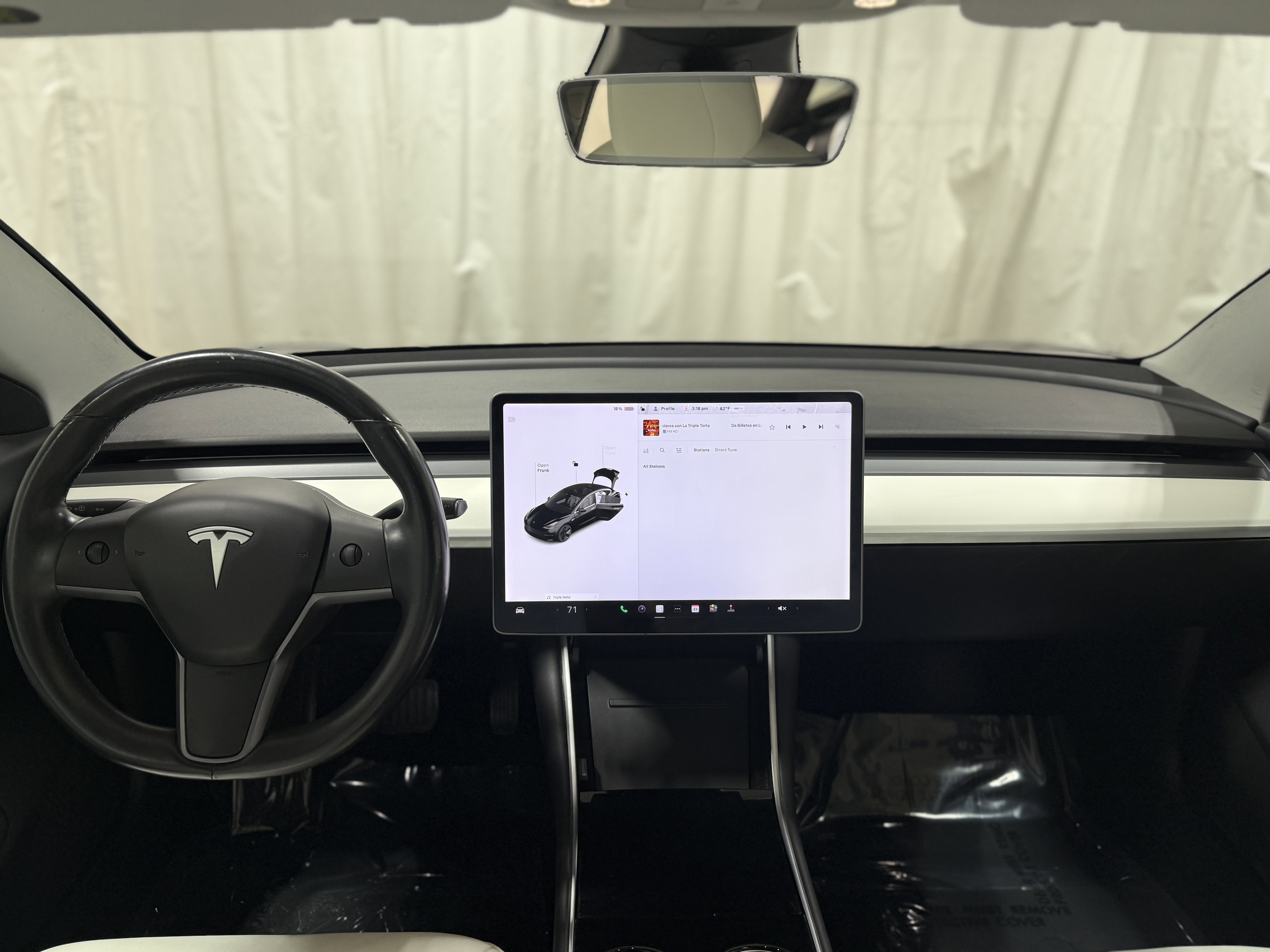 Used 2018 Tesla Model 3 Long Range image 16