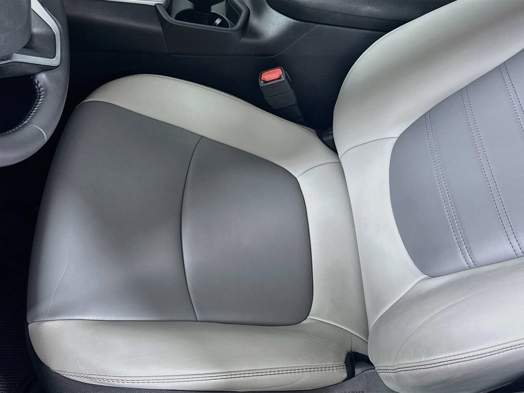 Certified 2019 Toyota RAV4 XLE Premium w/ Advanced Technology Package FWD image 18
