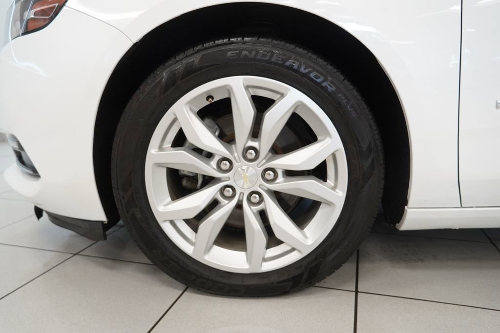 Used 2019 Chevrolet Impala LT w/ LT Leather Package FWD image 15