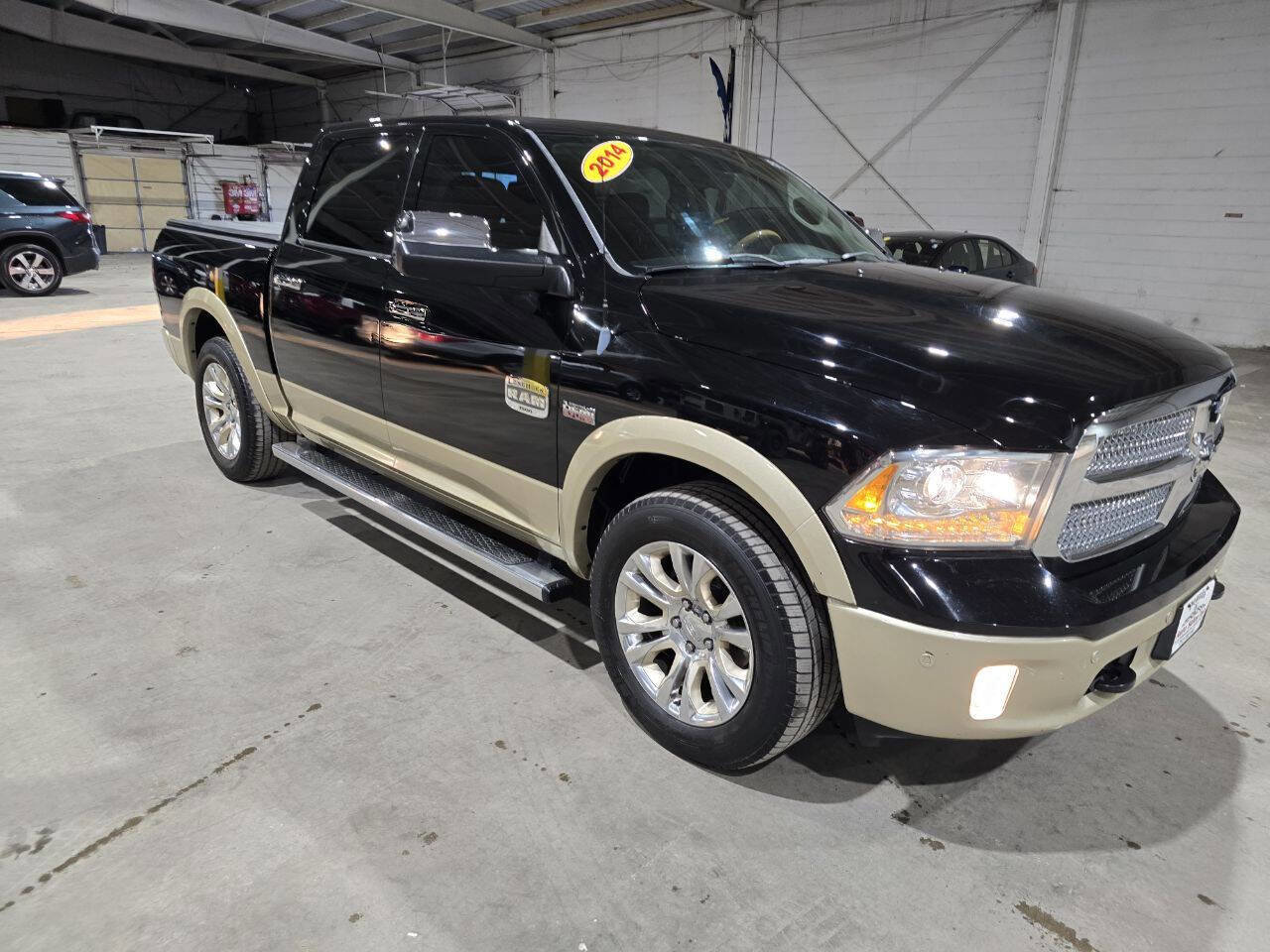 Used 2014 RAM 1500 Laramie Longhorn w/ Convenience Group image 22