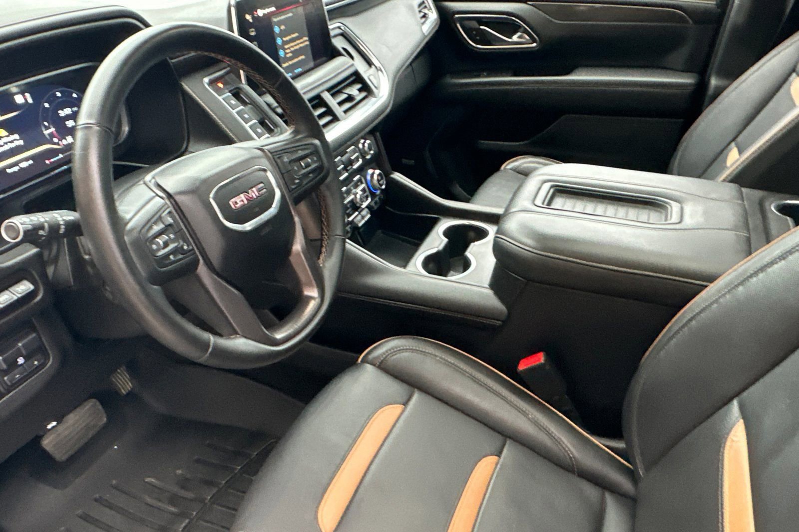 Used 2023 GMC Yukon AT4 image 10