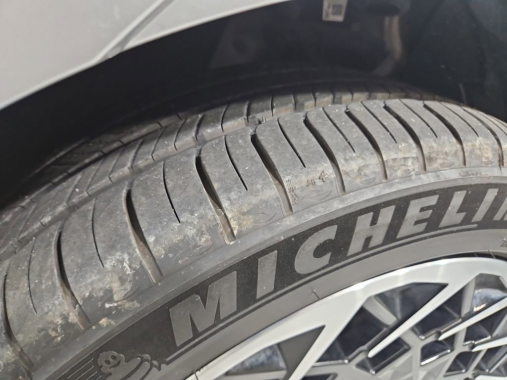 Certified 2024 Hyundai Ioniq 5 Limited image 30