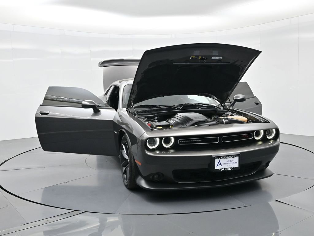 Used 2022 Dodge Challenger R/T w/ Performance Handling Group image 36