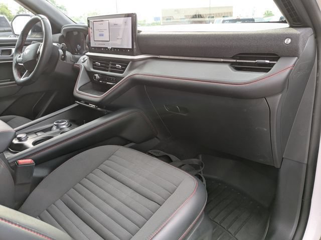 Used 2025 Ford Explorer ST-Line w/ ST-Line Street Pack AWD/4WD image 5