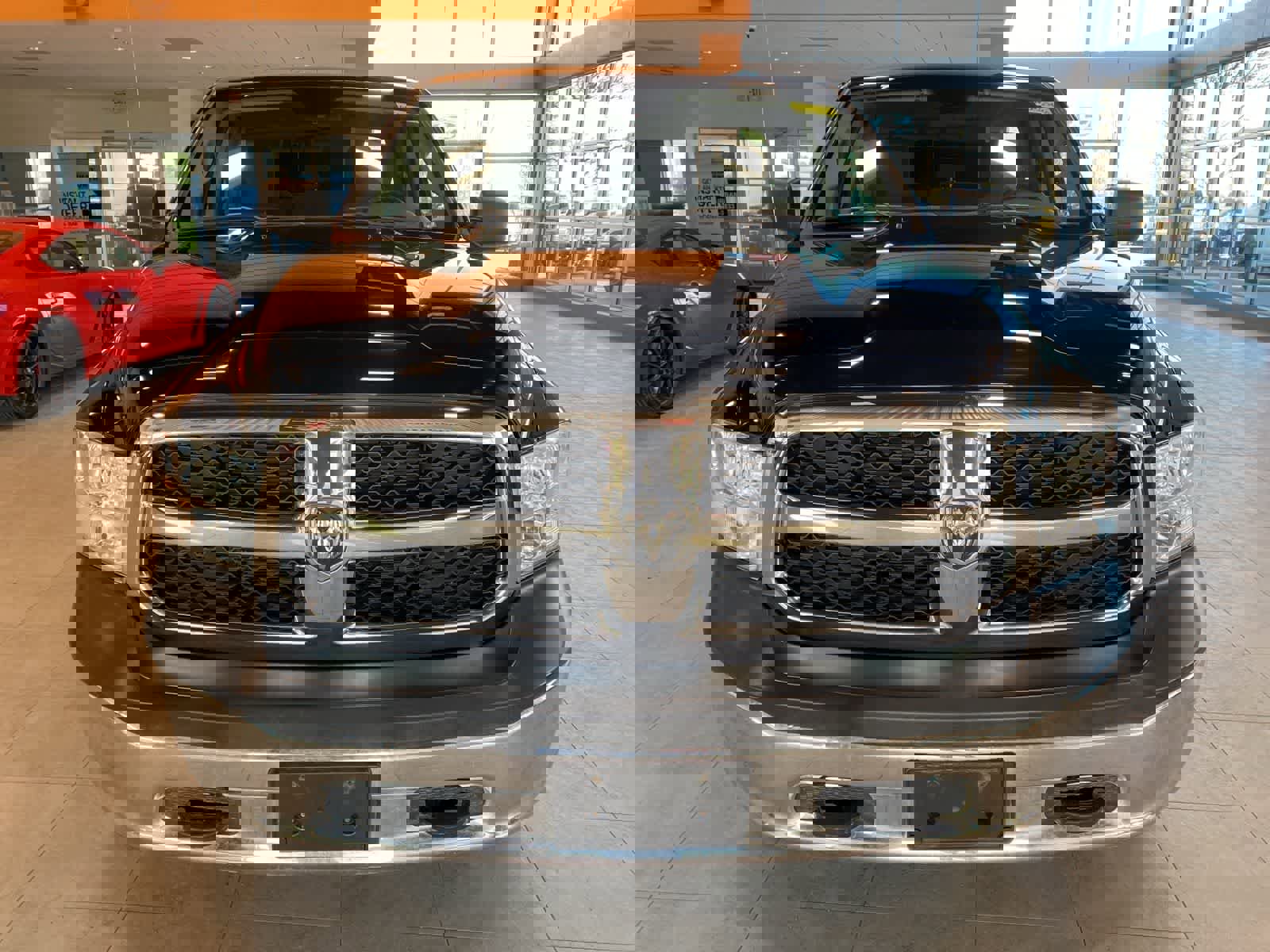 Used 2019 RAM 1500 Classic SLT image 8