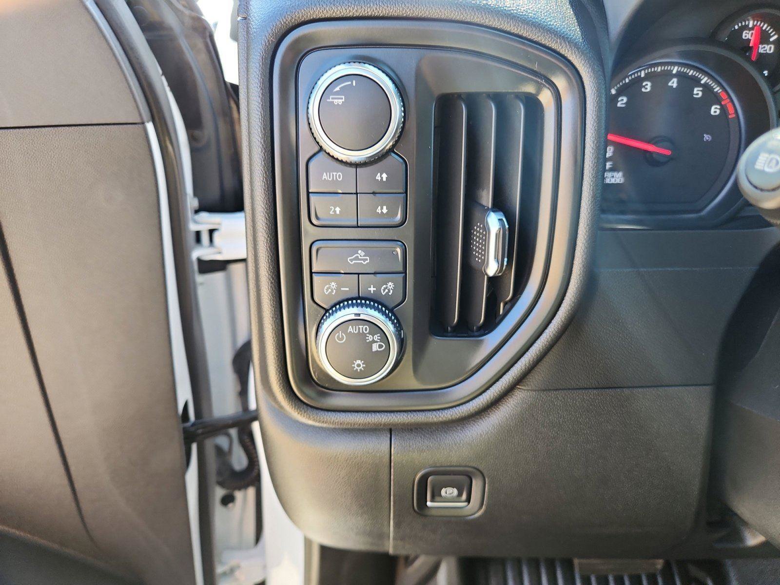 Used 2023 GMC Sierra 1500 Pro w/ Pro Value Package AWD/4WD image 18