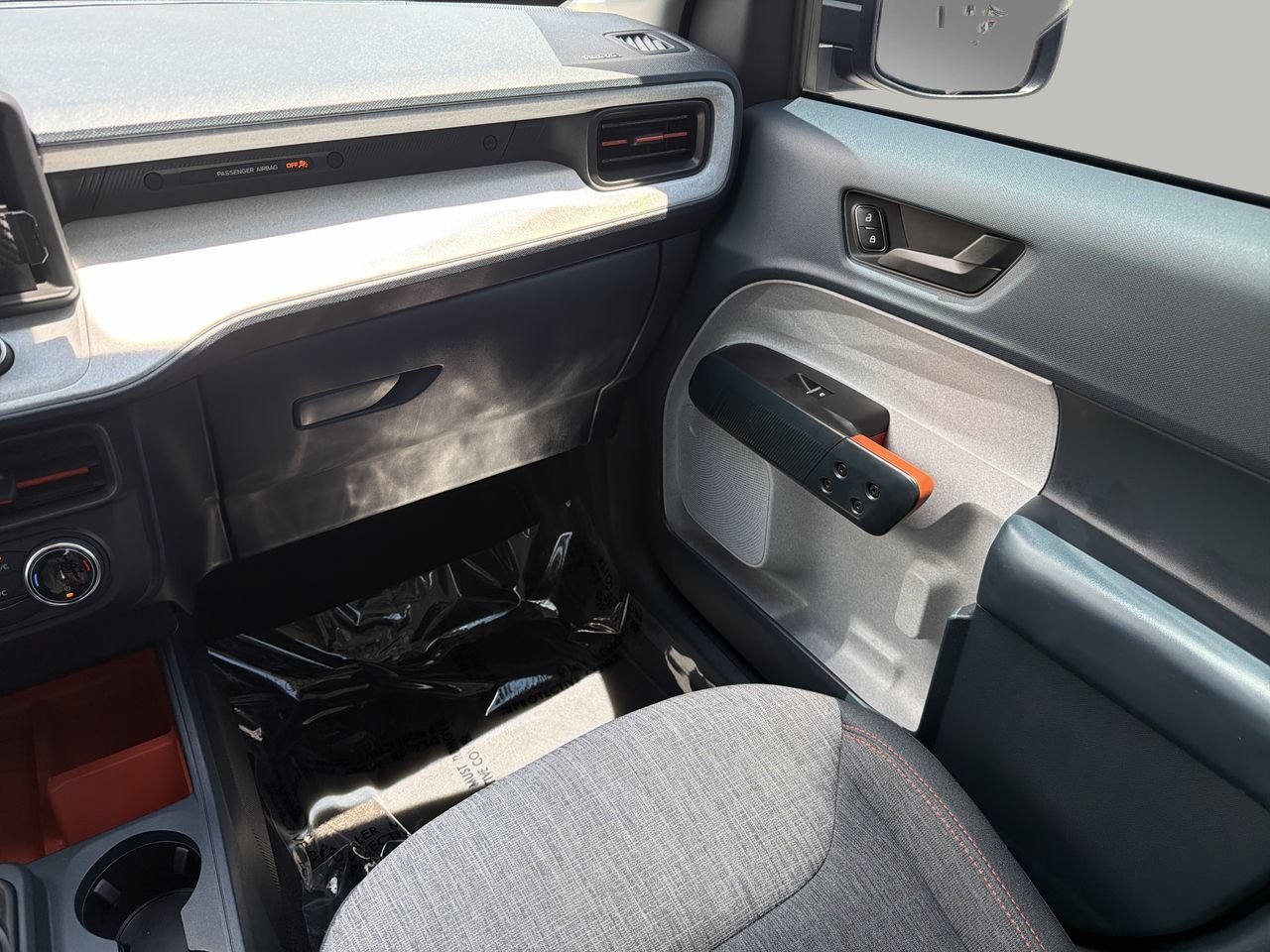 Certified 2023 Ford Maverick XLT FWD image 12