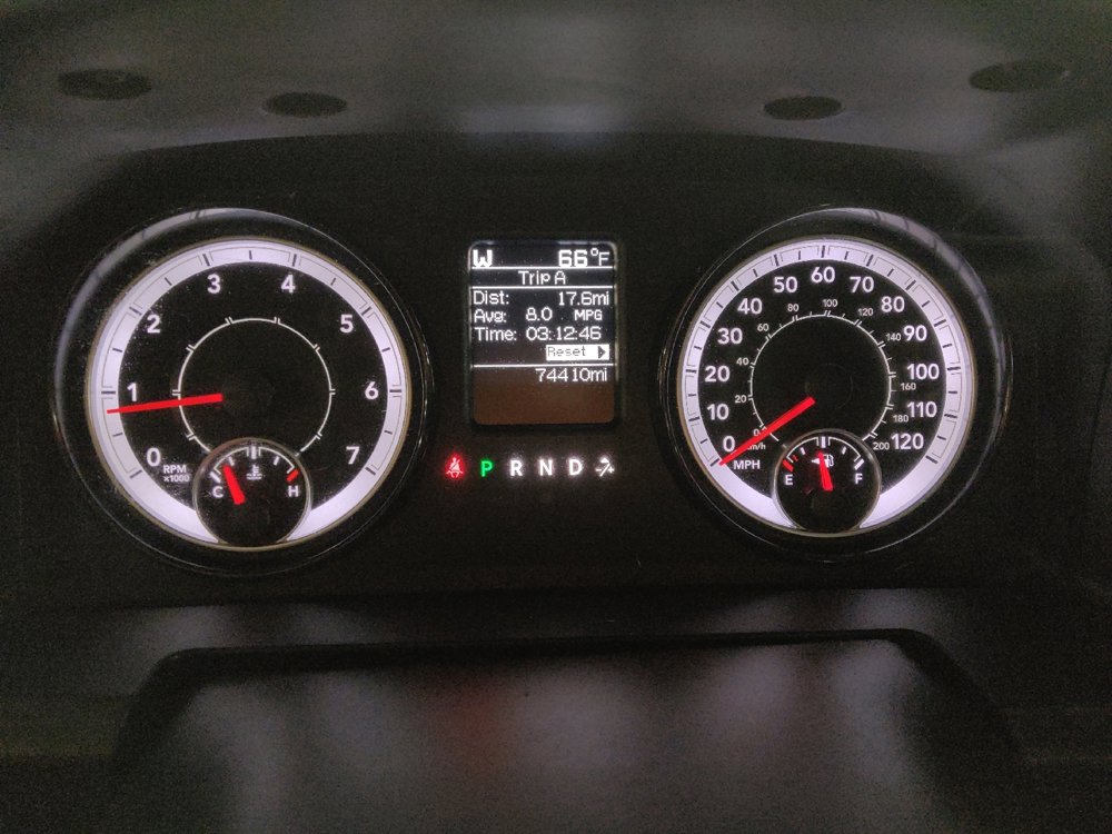 Used 2020 RAM 1500 Classic SLT image 23