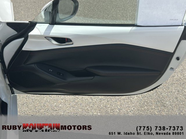 Used 2022 MAZDA MX-5 Miata RF Grand Touring RWD image 19