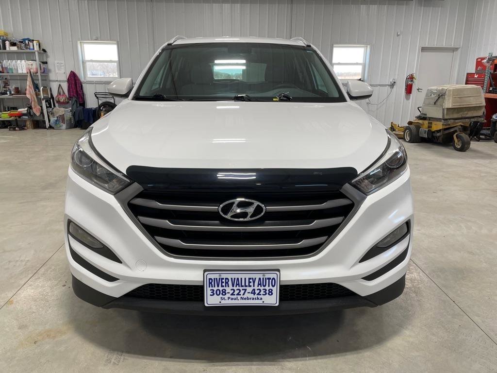 Used 2016 Hyundai Tucson SE w/ Option Group 02 image 2