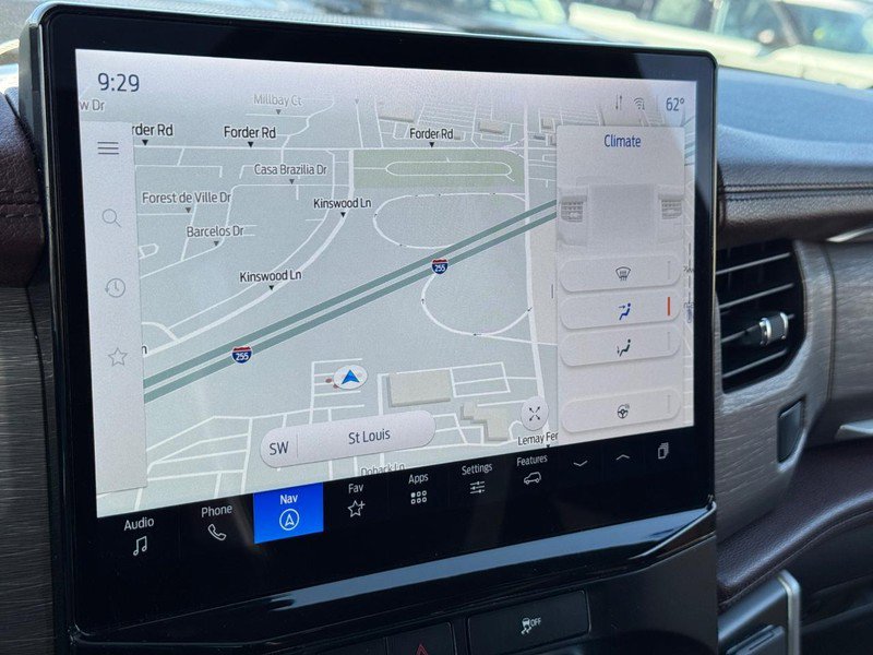 Used 2024 Ford Expedition Limited AWD/4WD image 26