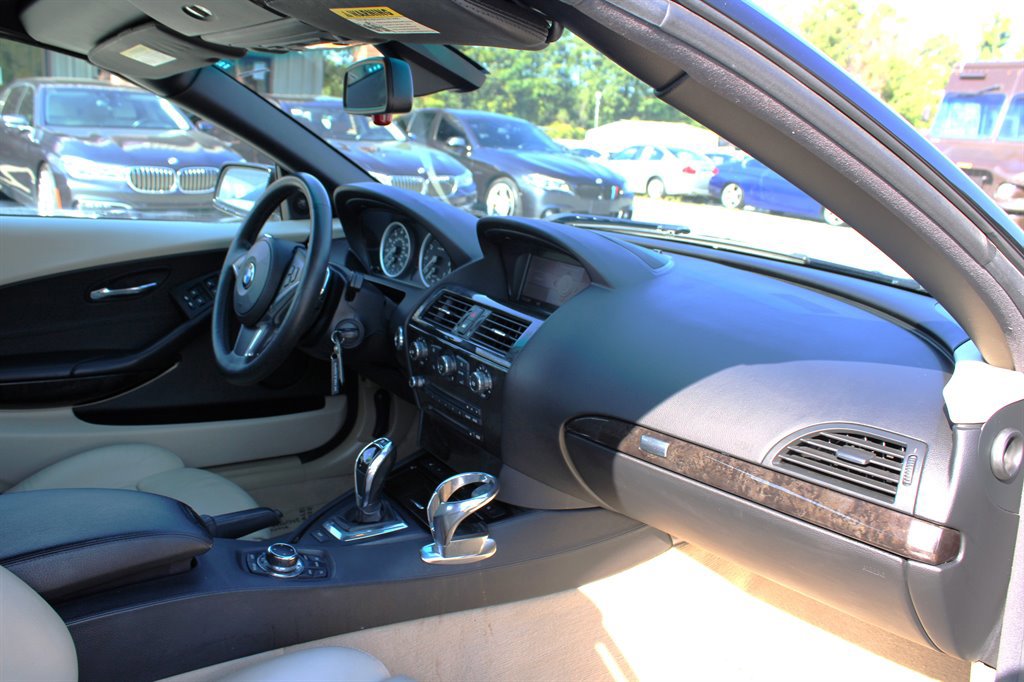 Used 2009 BMW 650i Convertible image 25