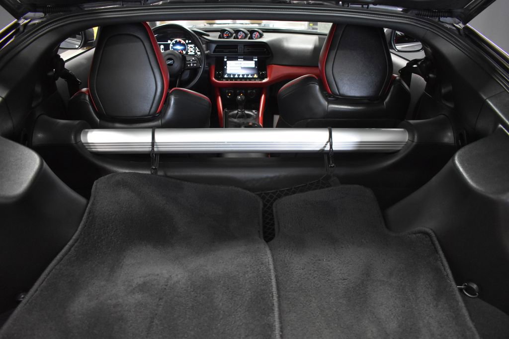 Certified 2024 Nissan Z Performance w/ Floor Mat Package image 34
