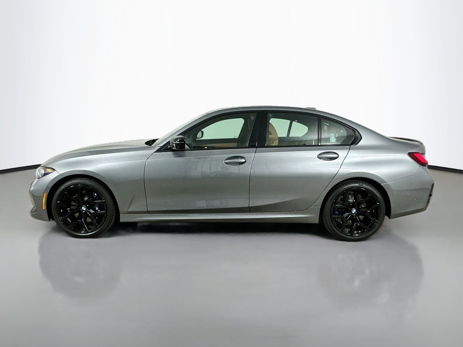 New 2026 BMW 330i xDrive Sedan w/ M Sport Package AWD/4WD image 8