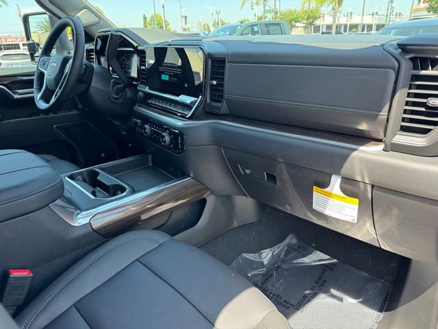 New 2026 Chevrolet Silverado 2500 LT w/ All Star Edition AWD/4WD image 6