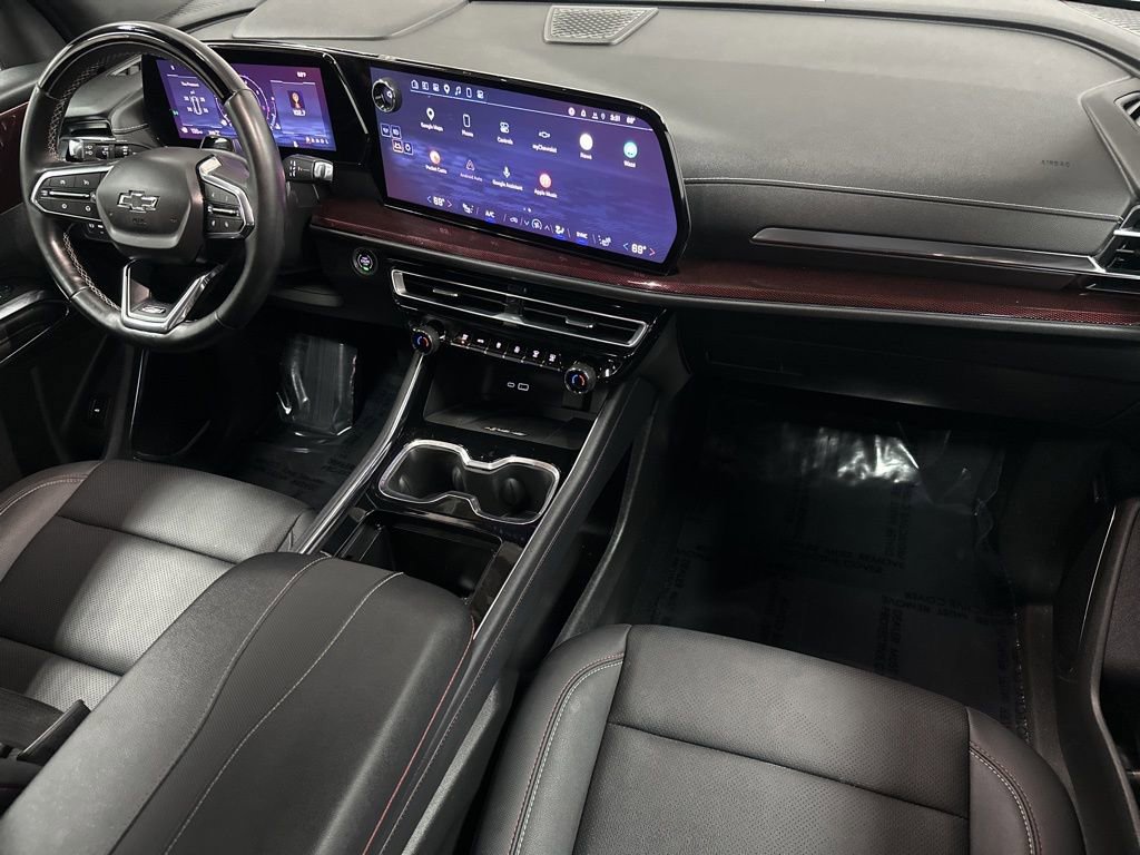 Used 2025 Chevrolet Traverse Z71 w/ Enhanced Driving Package image 12