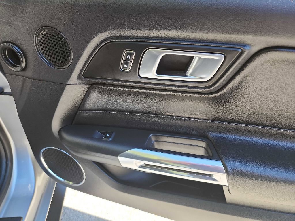 Used 2020 Ford Mustang Premium image 28